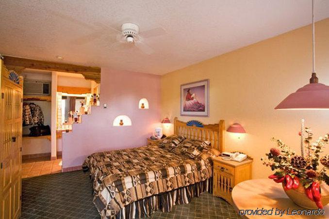 Sun God Lodge Taos Quarto foto
